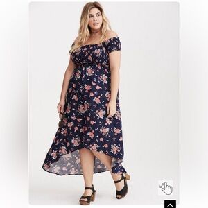 🌸🌸Torrid Mini Challis Cold Shoulder Floral Dress🌸🌸
